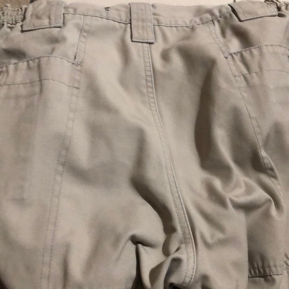One pair of durable men's pants - Picture 8 of 9